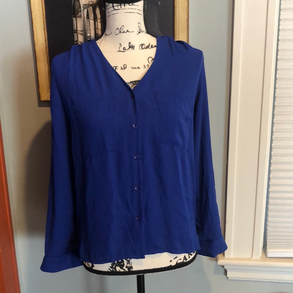 Sugar Rain Collarless Button-Up Blouse (L)